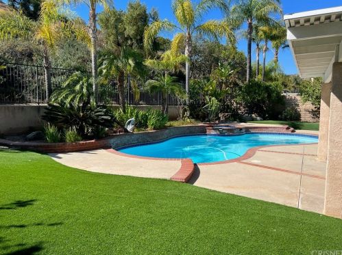 5325 Seneca Pl, Simi Valley CA 93063-2053 exterior