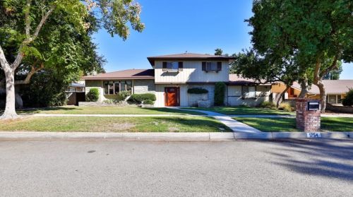 1754 2nd Ave, Upland, CA 91784-2011