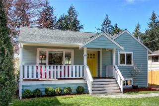 13743 2nd Ave, Seattle WA  98125-3028 exterior