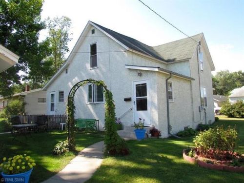 724 9th Ave, Brainerd MN  56401-2842 exterior
