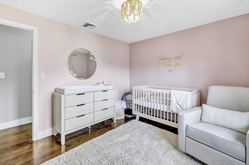 26 Perch Rd, Huntington CT  06484-1824 exterior