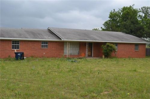 33087 Square Top Rd, Anadarko, OK 73005-7503
