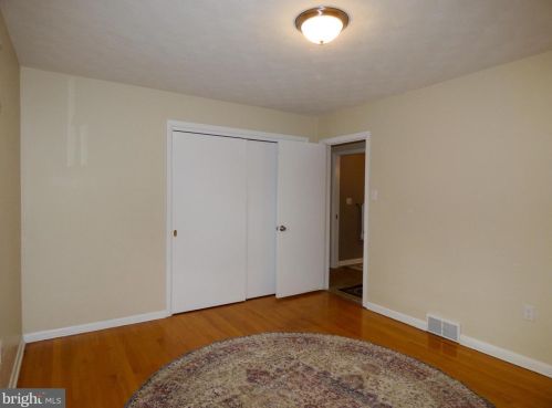 2390 Grandview Rd, York PA  17403-5109 exterior