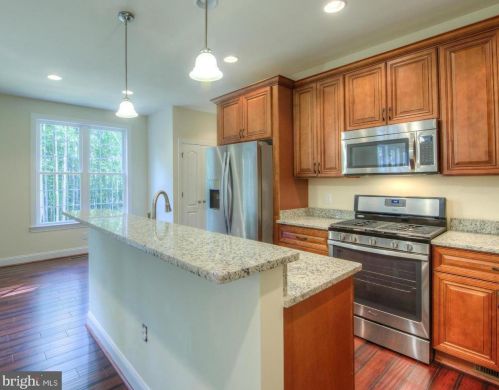 140 Eley Rd, Fredericksburg, VA 22406-4723