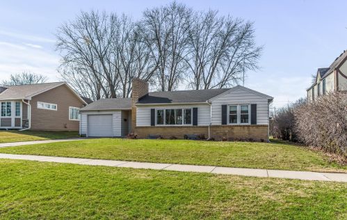 417 Main St, Minnetrista, MN 55387