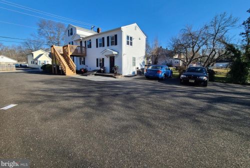 16 Millbrooke Ave, Pilesgrove, NJ 08098-1035