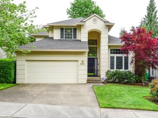 357 46th Dr, Damascus, OR 97080