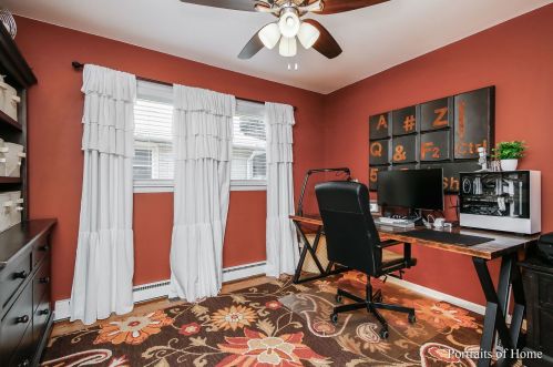 801 Sobieski St, Lemont IL  60439-4062 exterior