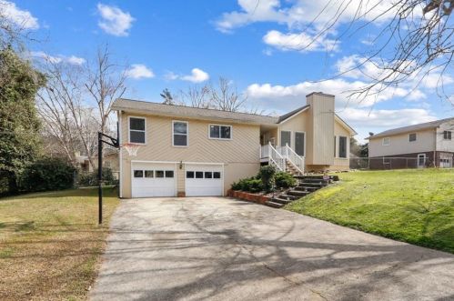 128 Trickum Hills Dr, Holly Springs, GA 30188-4345
