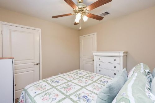 2907 Cone Flower Dr, Richmond TX 77469-5551 exterior