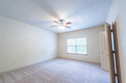 6673 Friendsway Dr, Fort Worth TX  76137-7541 exterior