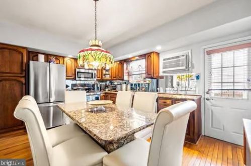 2613 13 St, Philadelphia PA  19133-1105 exterior