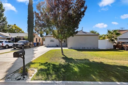 5386 Granada Ave, Riverside CA  92504-2111 exterior