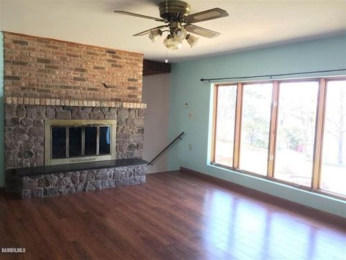 5694 Riverview Rd, Thomson, IL 61285-7569