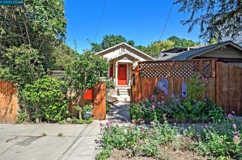 1311 Warren St, Pacheco, CA 94553-1914