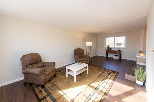 4306 Eaglepoint Ct, Cincinnati OH  45238-6109 exterior