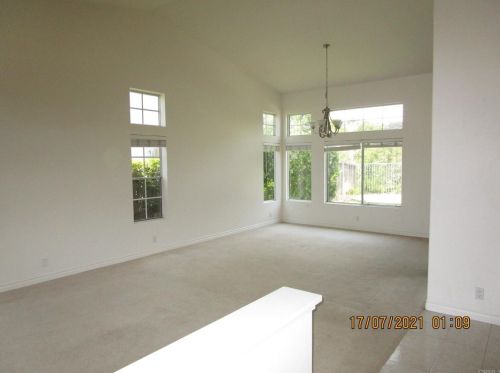 1755 Willowhaven Rd, Encinitas, CA 92024-5642