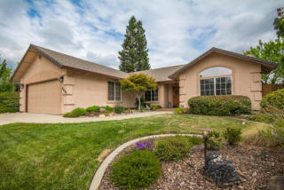 5232 Mica Ct, Redding, CA 96003-4201