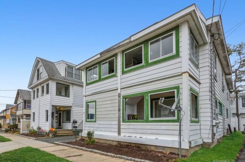 12 Blackall Rd, Milford, CT 06460-8087