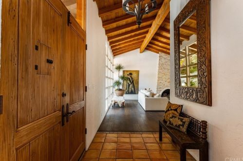 1451 Foothill Blvd, Santa Ana CA 92705-2511 exterior