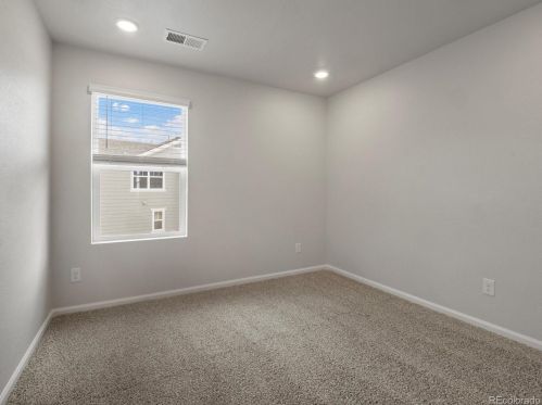 766 Rome St, Aurora CO 80019-3144 exterior