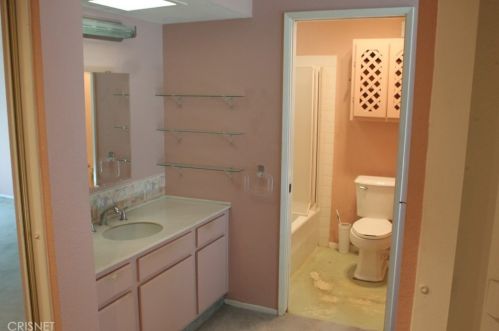 1995 Bayshore Dr, Anaheim CA  92801-1708 exterior