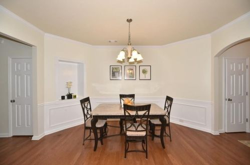 2112 Executive Dr, Duluth GA  30096-8969 exterior