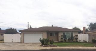 472 San Gabriel Ave, Clovis, CA 93612-4245