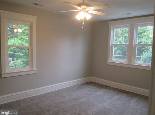 1105 Sycamore St, Haddon Heights NJ  08035-1615 exterior