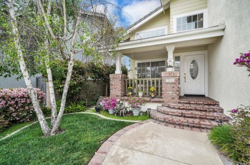 17681 Warwick Cir, Santa Ana, CA 92708-4470
