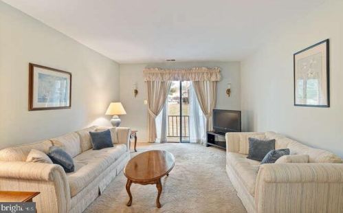 814 Silver Ct, Trenton NJ 08690-3531 exterior