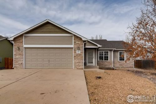 608 Scotch Pine Dr, Fort Collins, CO 80550-2654
