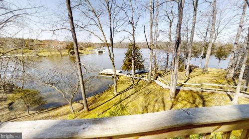 6220 Julian Ln, Mineral, VA 23117-9671
