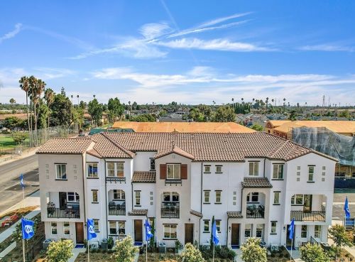 2317 Broadway, Anaheim CA  92804-2306 exterior