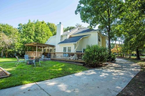 68 Indian Hills Dr, Rydal, GA 30171-1658