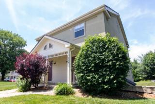 954 Clarizz Blvd, Blmgtn IN  47401-5512 exterior