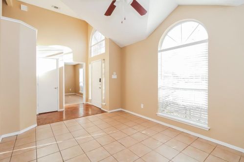 1737 Stewart St, Cedar Hill TX  75104-4937 exterior