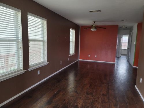 235 Clf Hts Cir, Dallas TX  75241-5330 exterior