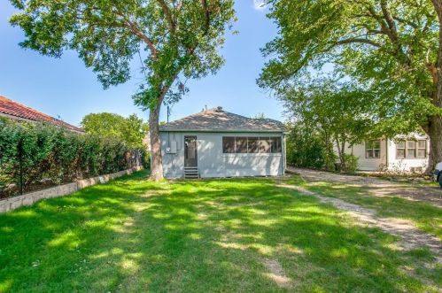 115 11th St, Garland TX 75040-6110 exterior