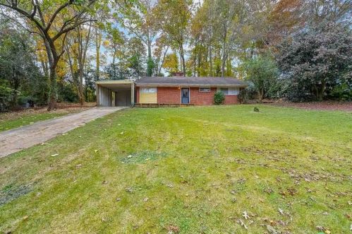 2018 Bramblewood Dr, Atlanta, GA 30329-1705