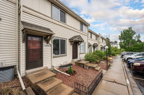 17649 Loyola Dr, Aurora, CO 80013-3157