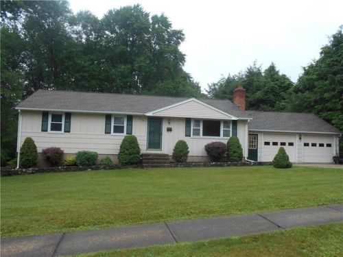 45 Bruce Ave, Southington, CT 06489-2805
