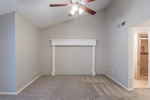 2992 Buttonwood Dr, Carrollton TX exterior