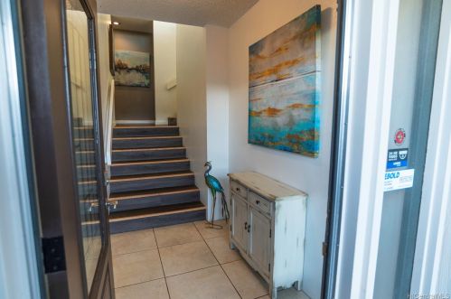921263 Uahanai St, Kapolei, HI 96707-1568