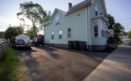 24 Jewell St, Providence, RI 02909-4615