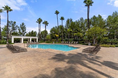 1033 Dewcrest Dr, Anaheim CA  92808-2402 exterior