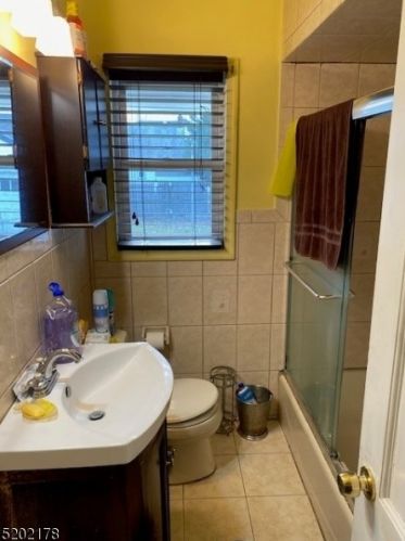 215 Linwood Ave, Paterson NJ 07502-1617 exterior