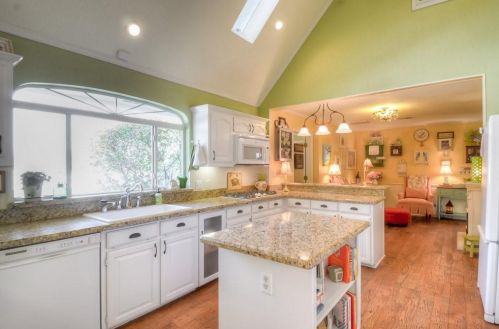 760 Orchid Hill Ln, Argyle TX  76226-4524 exterior