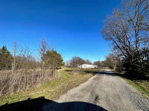 2046 Fm 121, Whitewright TX 75491-7130 exterior