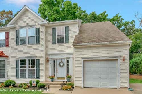 2 Foxmoor Ln, Berkeley Township, NJ 08721-1423